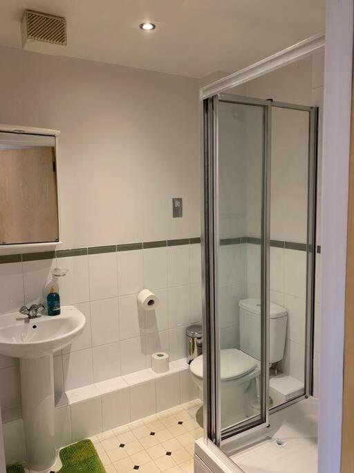 Brownberry Tree Serviced Apartment Cambridge  Bagian luar foto