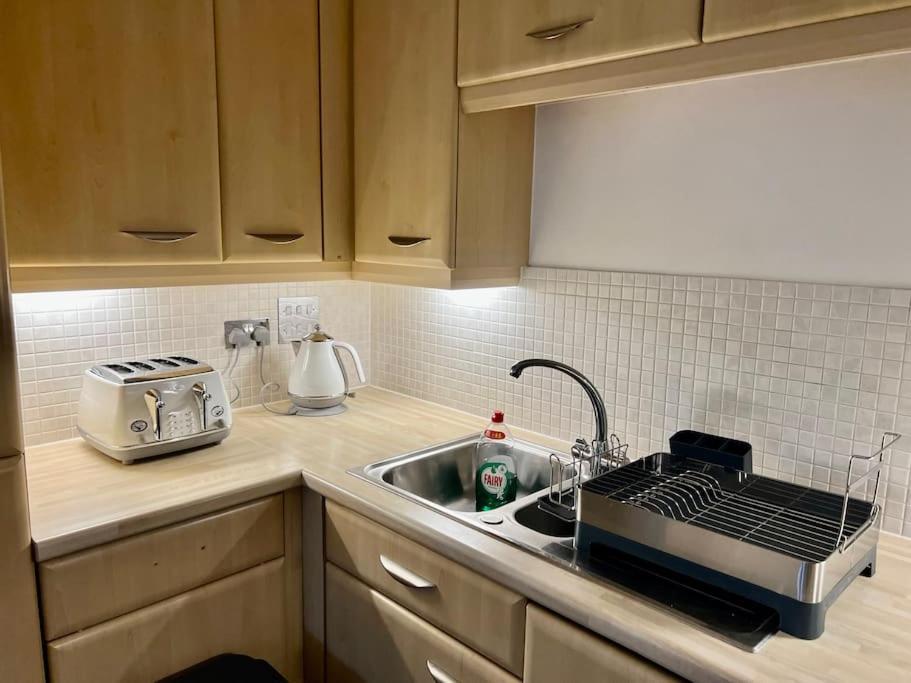 Brownberry Tree Serviced Apartment Cambridge  Bagian luar foto